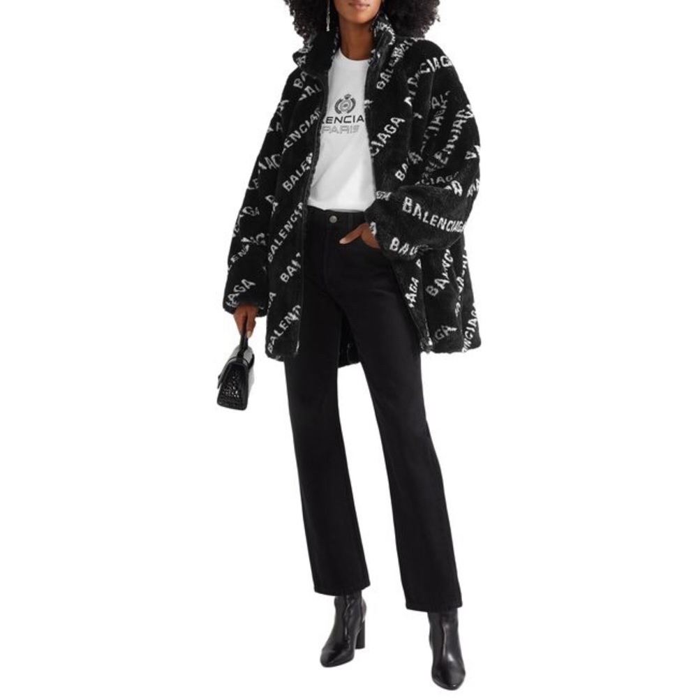 Balenciaga Fleece Jacket Fur Coat Faux Fur Stand Collar Logo Coat 100% Authentic - Picture 4 of 16
